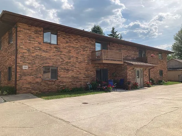 916 E Elm St, Algona, IA