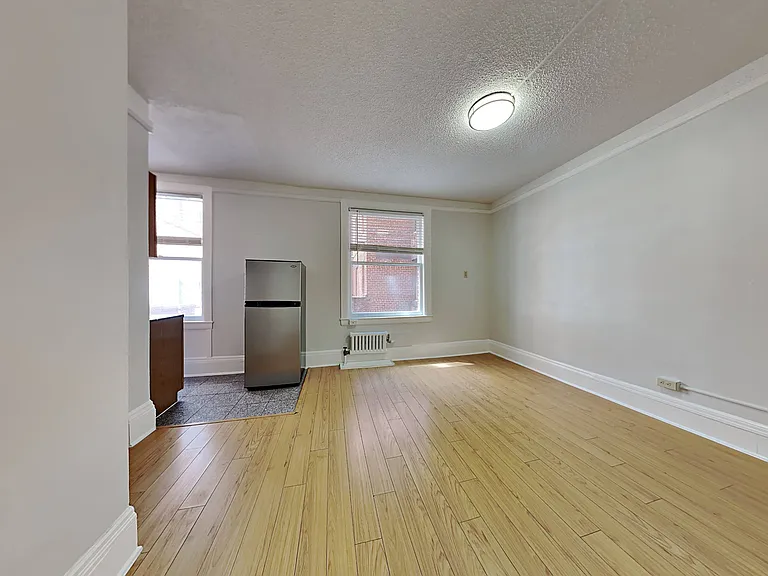 146 McAllister St — Photo 25