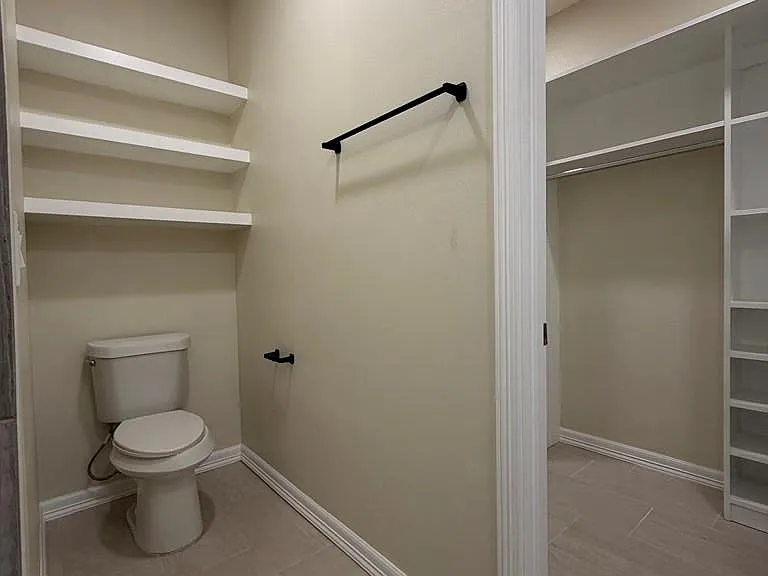 3730 Avenida Residencial — Photo 8