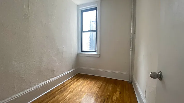 Rented by Ethan Blinder, LREB | media 21