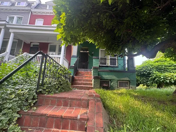 236 Randolph Pl NE, Washington, DC 20002