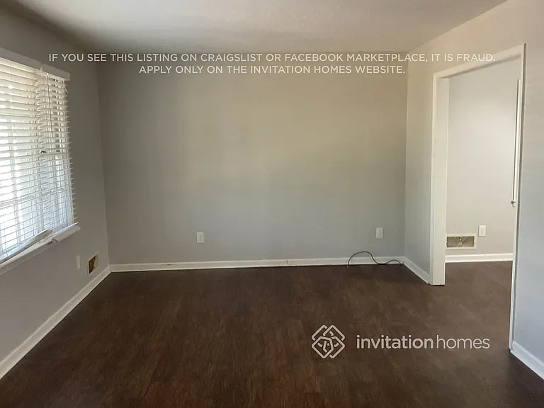 2424 Martin Luther King Jr Blvd — Photo 6