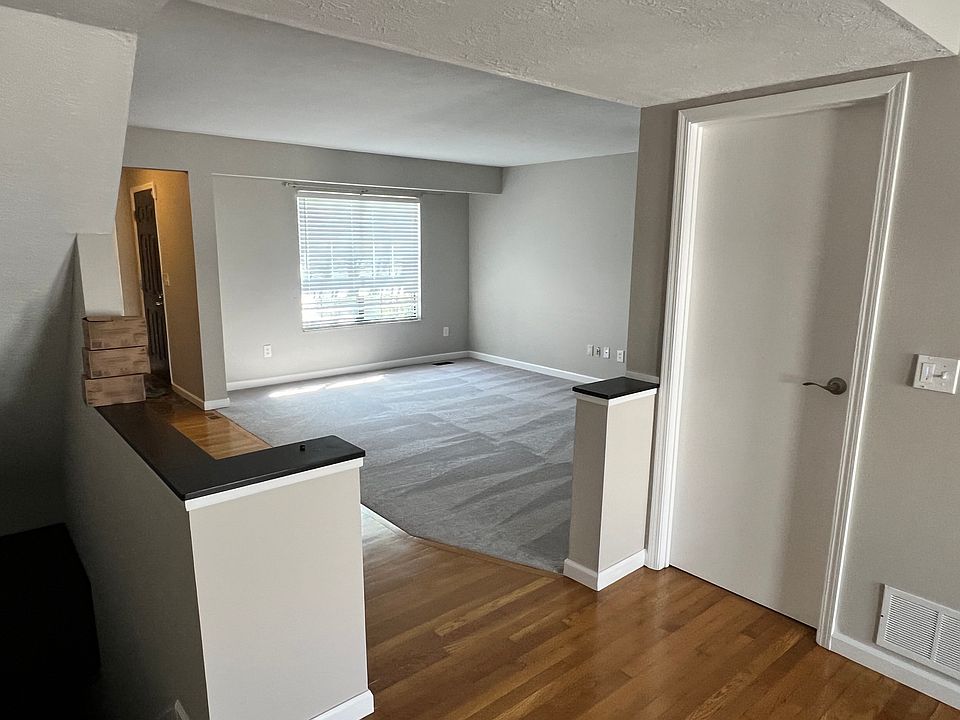 1st image of 1279 Somerset Way