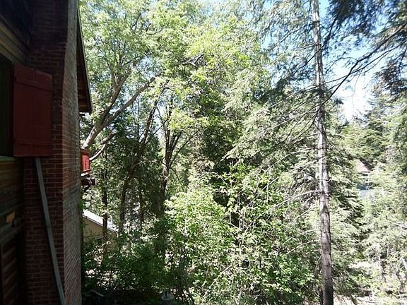 3rd image of 522 Rose Ln