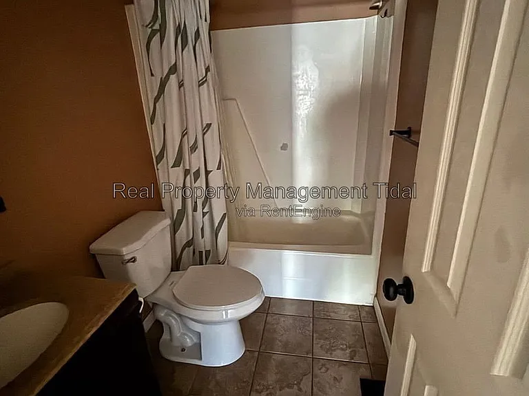 361 Circuit Ln — Photo 17