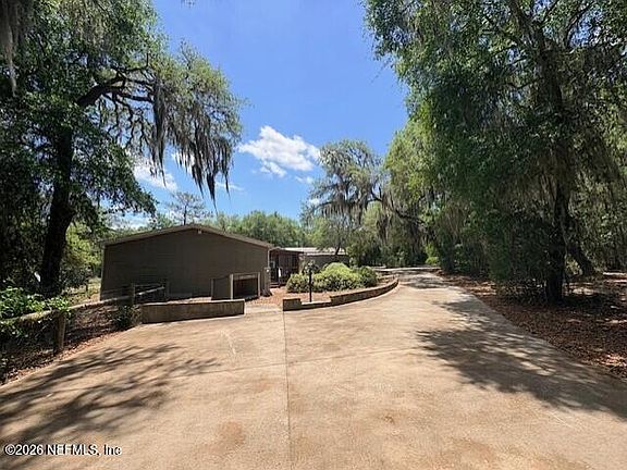 3rd image of 240 SWAN LAKE Drive