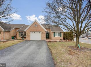 70 Sanibel Ln, Chambersburg, PA 17201