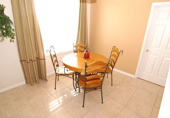 4th image of 1808 Sugar Cove Ct