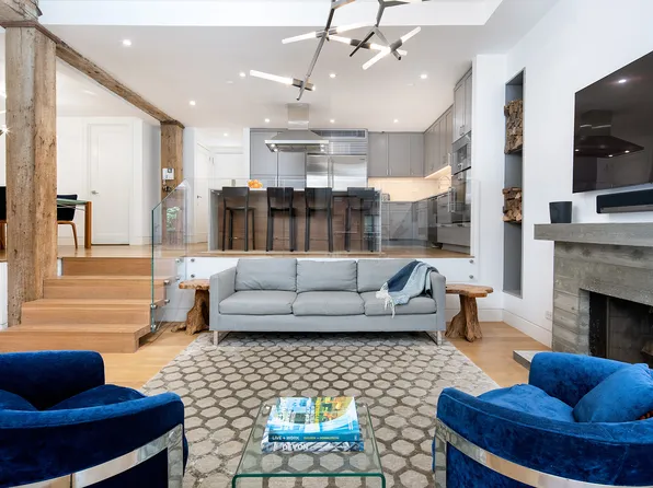 312 E 22nd St APT 2B, New York, NY 10010