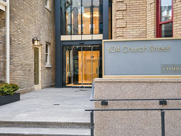 634 Church St #1406 — Photo 2