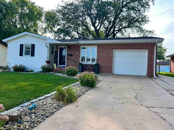 3208 L Ave, Kearney, NE 68847