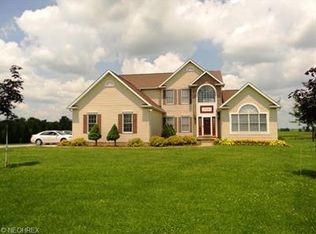 23282 Buck Rd, Alliance, OH 44601