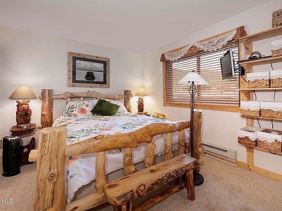 5th image of 1080 Winter Park Dr #1