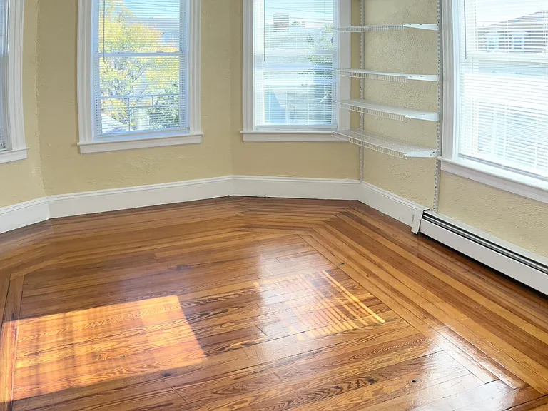 85 Vinton St #4BR — Photo 17