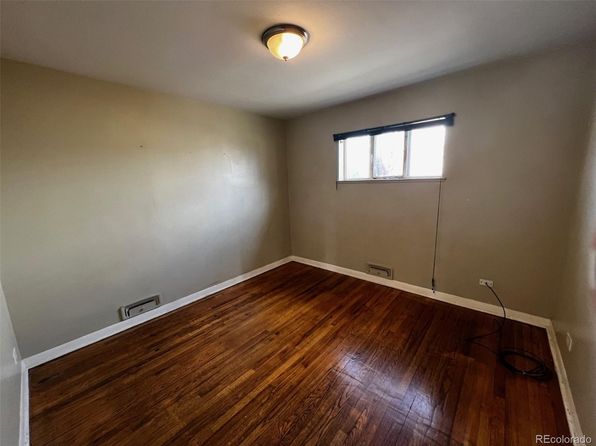 denver-colorado-444262140 picture