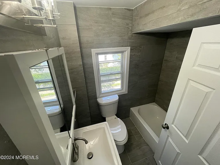 413 Ridge Ave #2 — Photo 9