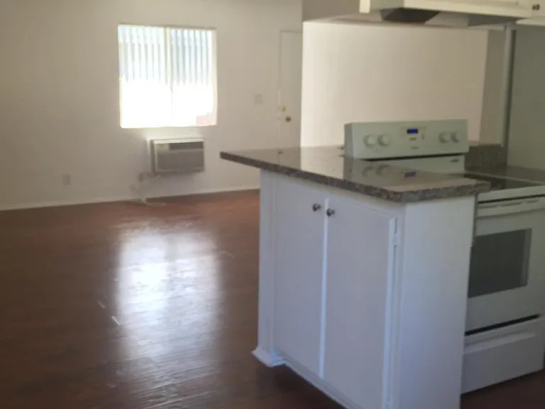 13855 Burbank Blvd #3 — Photo 4