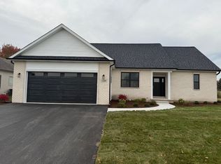 3289 Comstock Ave, Dekalb, IL 60115