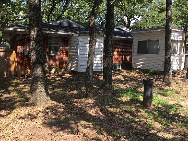 2203 Mercedes Rd — Photo 15