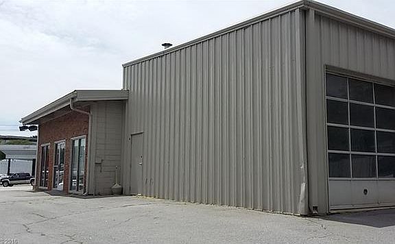 5th image of 924 Asheville Hwy