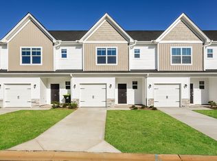 8 Apricot Ln, Duncan, SC 29334