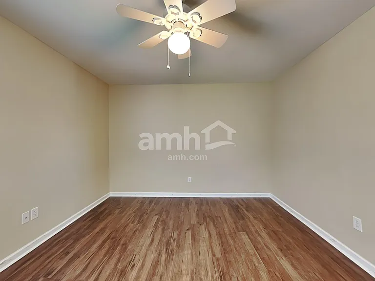 314 Southwilde Way — Photo 22