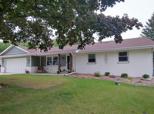 5430 S Martin Rd, New Berlin, WI 53146