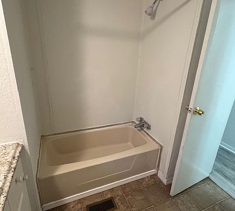 3rd image of 5105 S Kaliga Dr