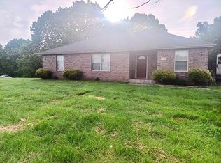 1500 Emerald Rd, Spokane, MO 65754