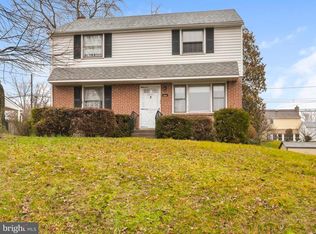 2931 Banner Rd, Willow Grove, PA 19090