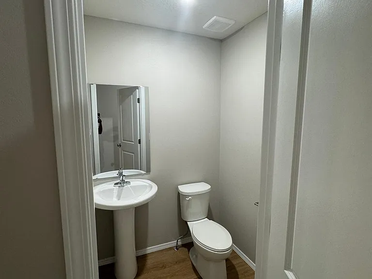 3498 N Ohara Ave — Photo 30