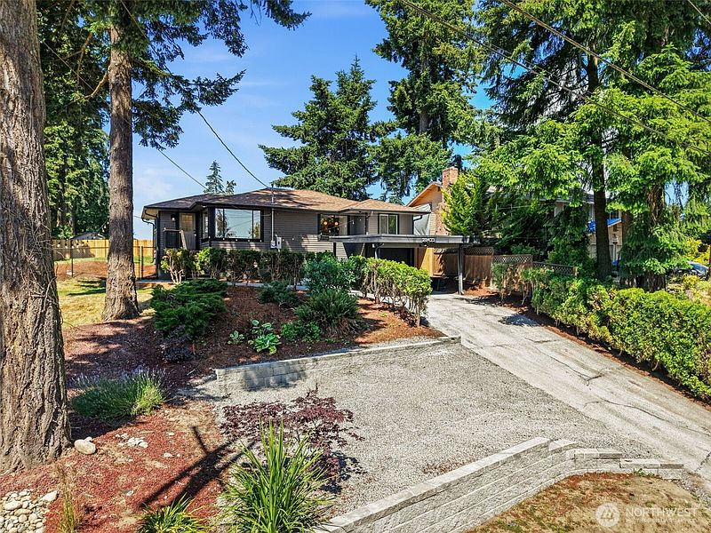 2nd image of 28433 Old Military Road S
