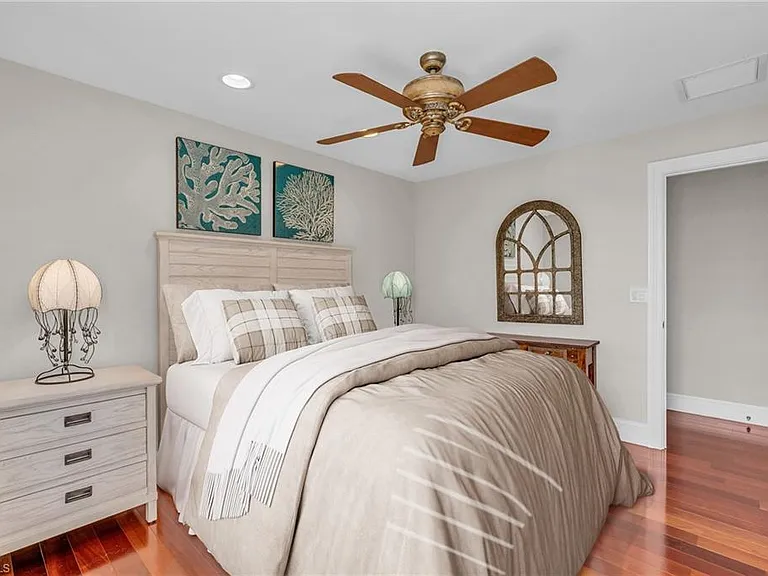 27725 Forester Dr — Photo 20