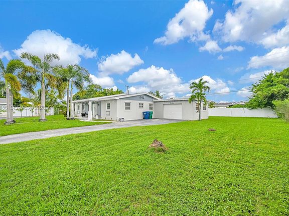 4th image of 15400 SW 297th Ter
