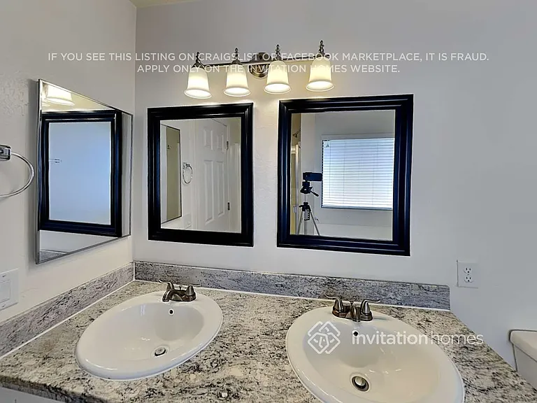 1834 S 106th Ave — Photo 17