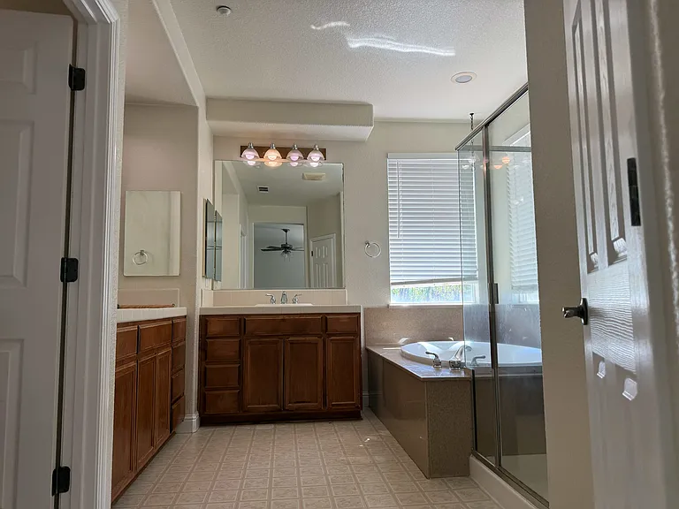 1760 Anastasia Dr — Photo 18