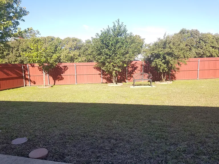 422 Cypress St — Photo 29