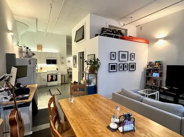 170 Tillary Street image 4 of 11