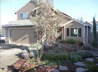 438 SE 66th Ct, Hillsboro, OR 97123
