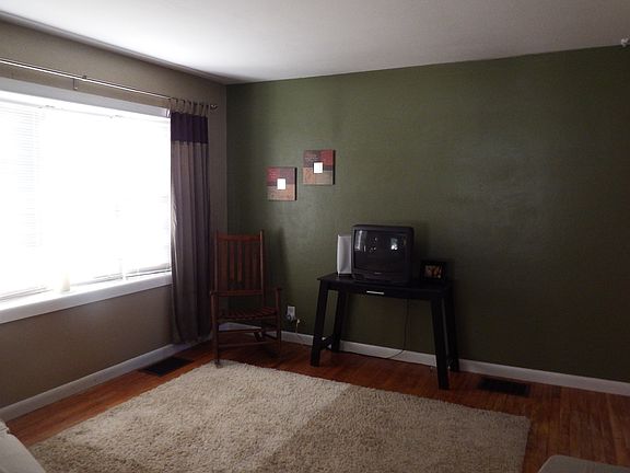 4th image of 537 Linwood Dr