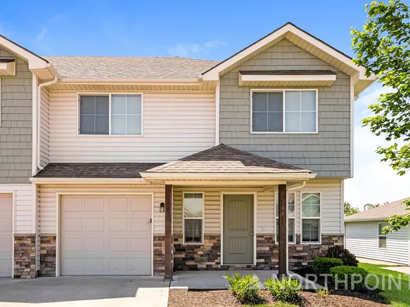 102 SW Rose St, Blue Springs, MO 64014