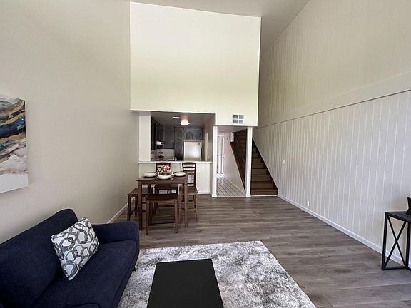 5th image of 1242 Terra Nova Blvd