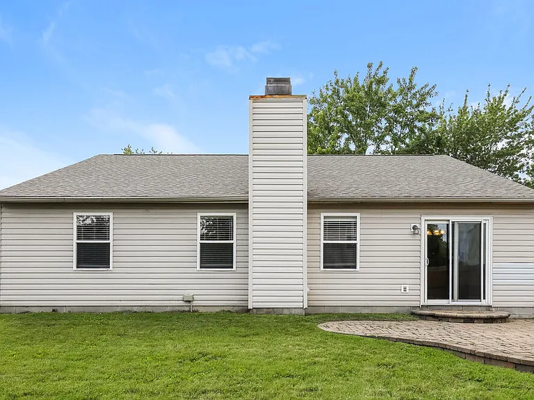 457 Sable Chase — Photo 16
