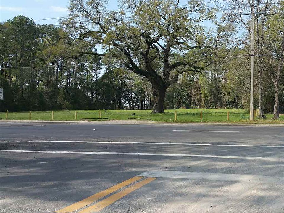 1st image of 1014 Pat Thomas Pkwy #0