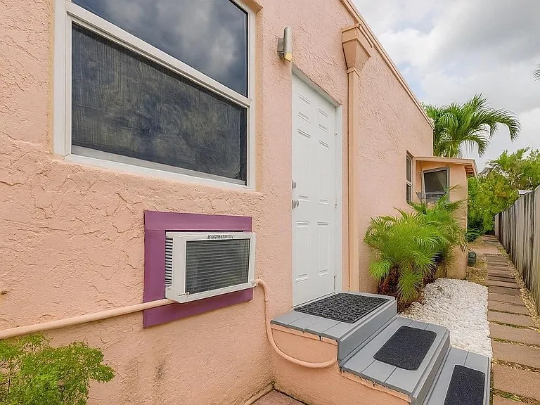1935 Taylor St #2 — Photo 6