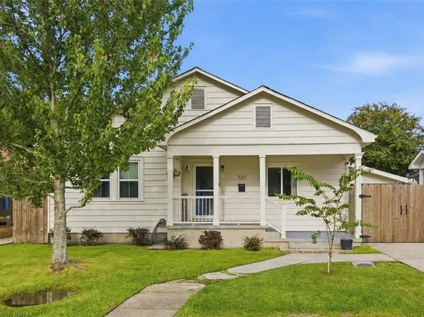 537 Oak St, Marrero, LA 70072