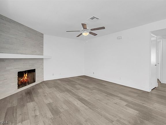 3rd image of 949 Falconhead Ln Unit 202