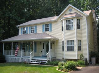 21 Radcliffe Dr, Huntingtown, MD 20639