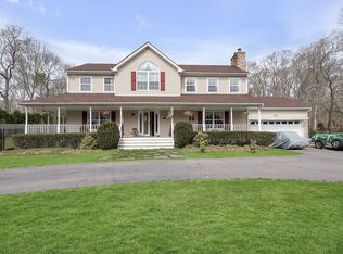 13 Eastbrook Rd, Eastport, NY 11941