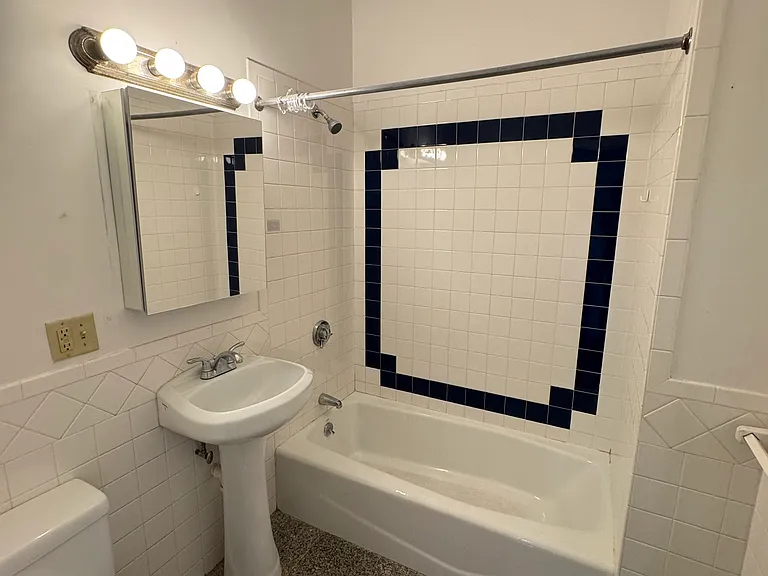 41 Egremont Rd #5 — Photo 16